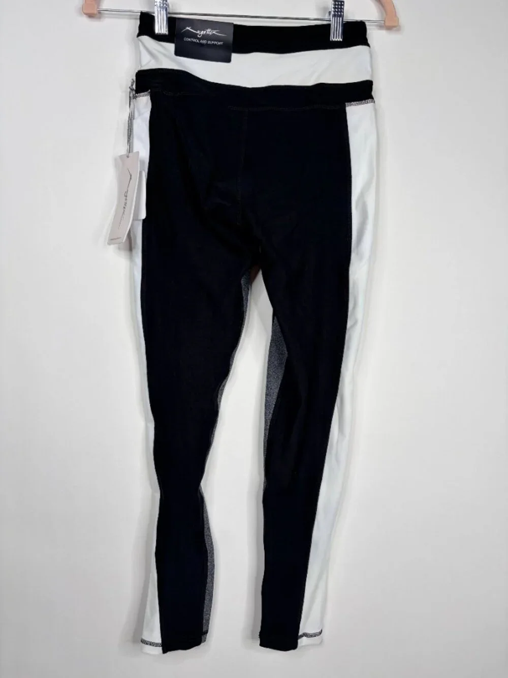 2/$30 NWT X by Gottex Studio High Way Legging Mid Rise Black White #A3277
